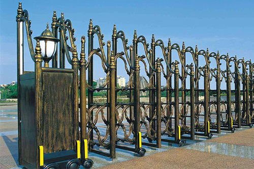 濟(jì)寧電動(dòng)伸縮門(mén) 立新20年只做好門(mén) 電動(dòng)伸縮門(mén)大概多少錢(qián)